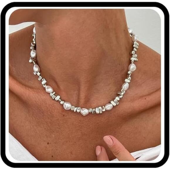 Irregular Choker Necklace | Baroque Pearl - Picture 6 of 6